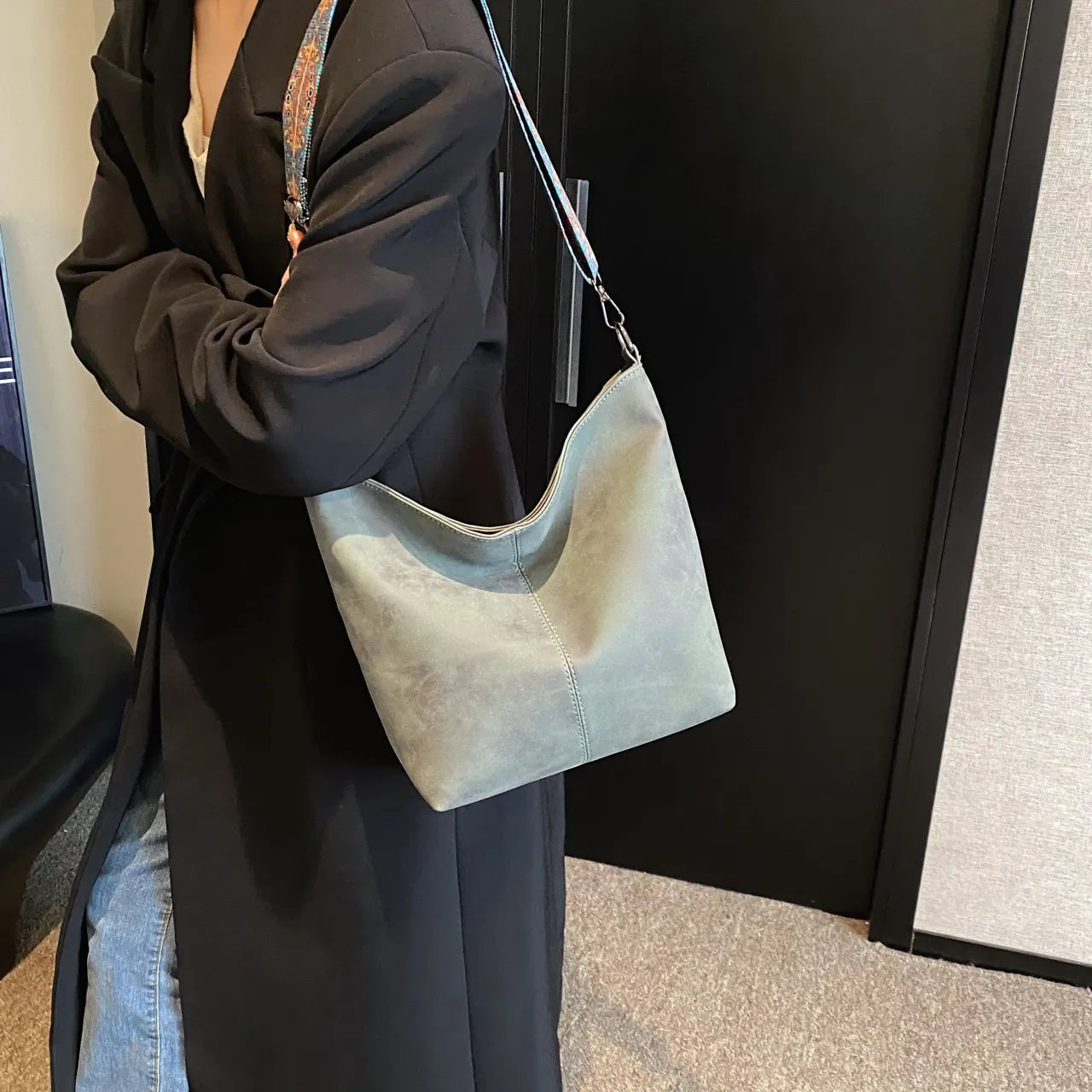 207aca8e264c4896b1931ced9d3c6a10-Max-Origin