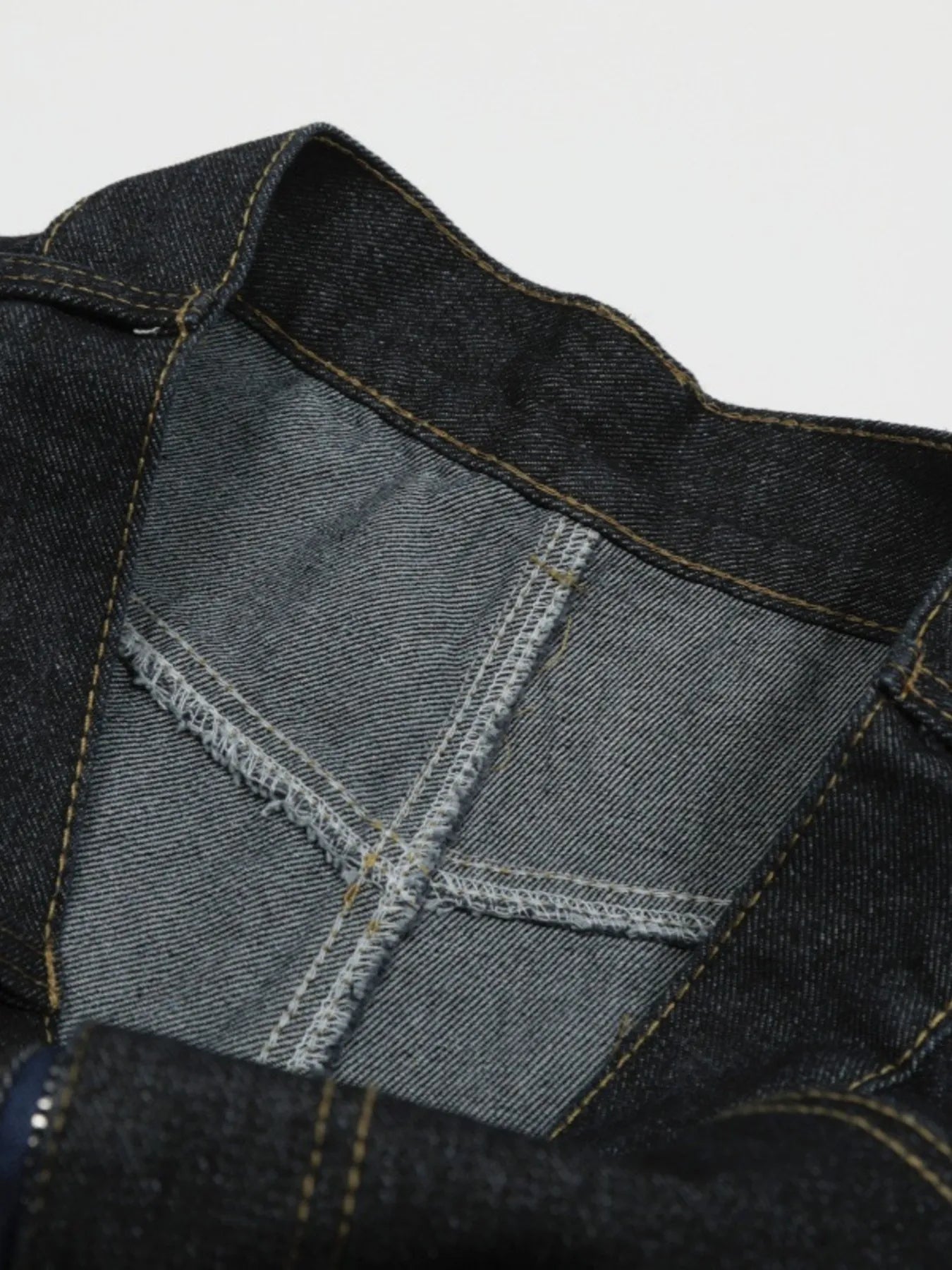 82b1486cfc834ce2bf6b985316bc813f-Max-Origin