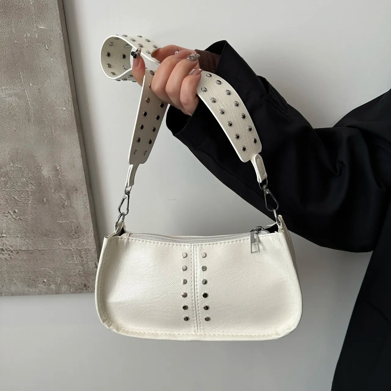 b312e51e84be4574a369a926c46d2561-Max-Origin