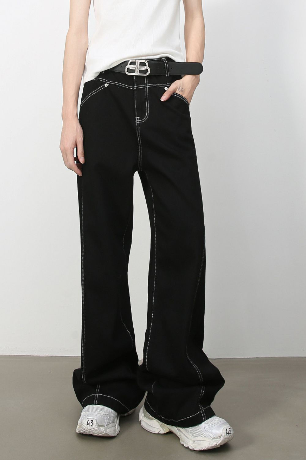 f4c9931b-9556-40d9-afa7-a52e619c3137-Max