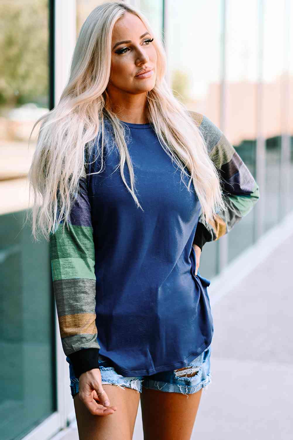 Double Take Color Block Curved Hem Long Sleeve Tee