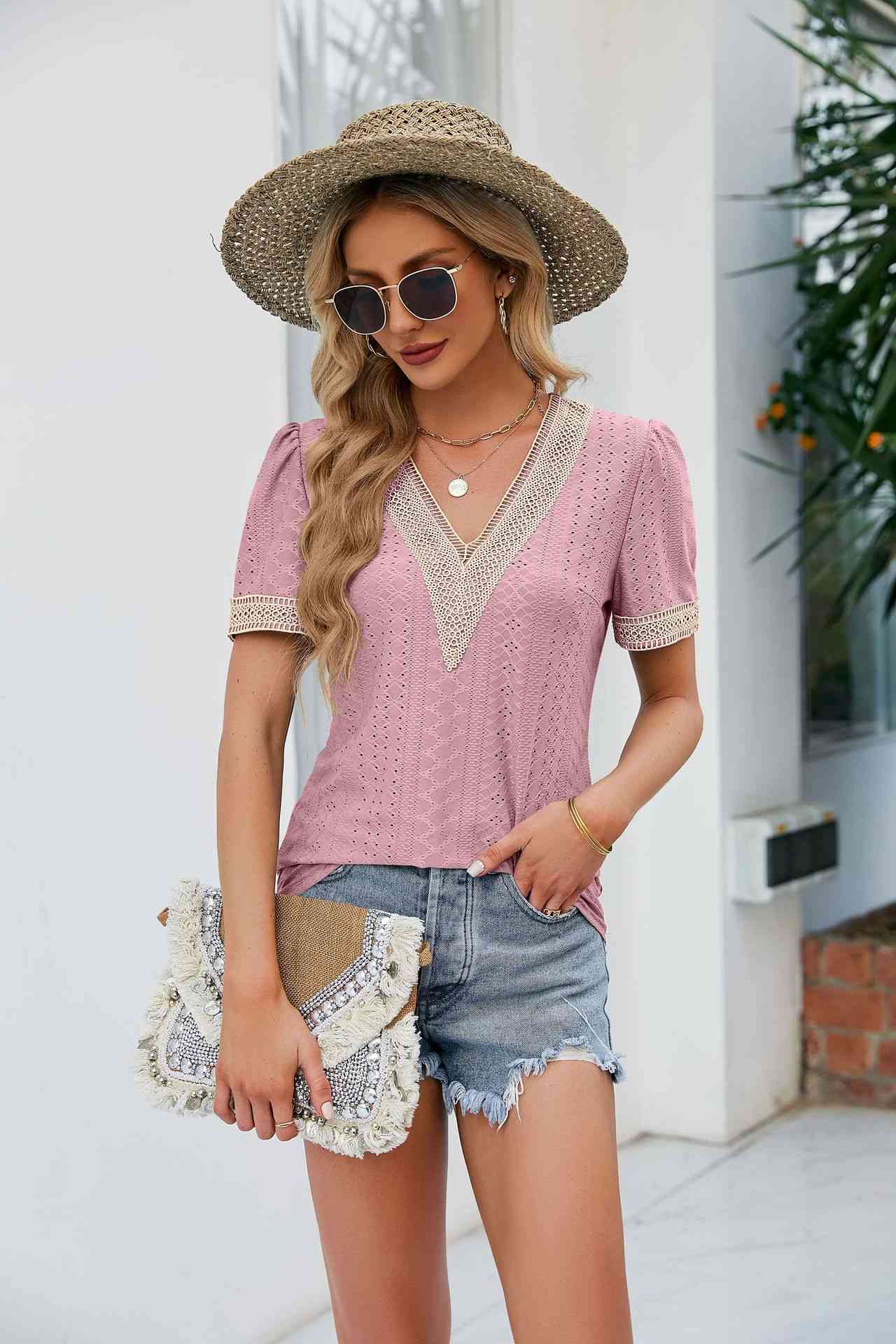 Contrast V-Neck Puff Sleeve Top