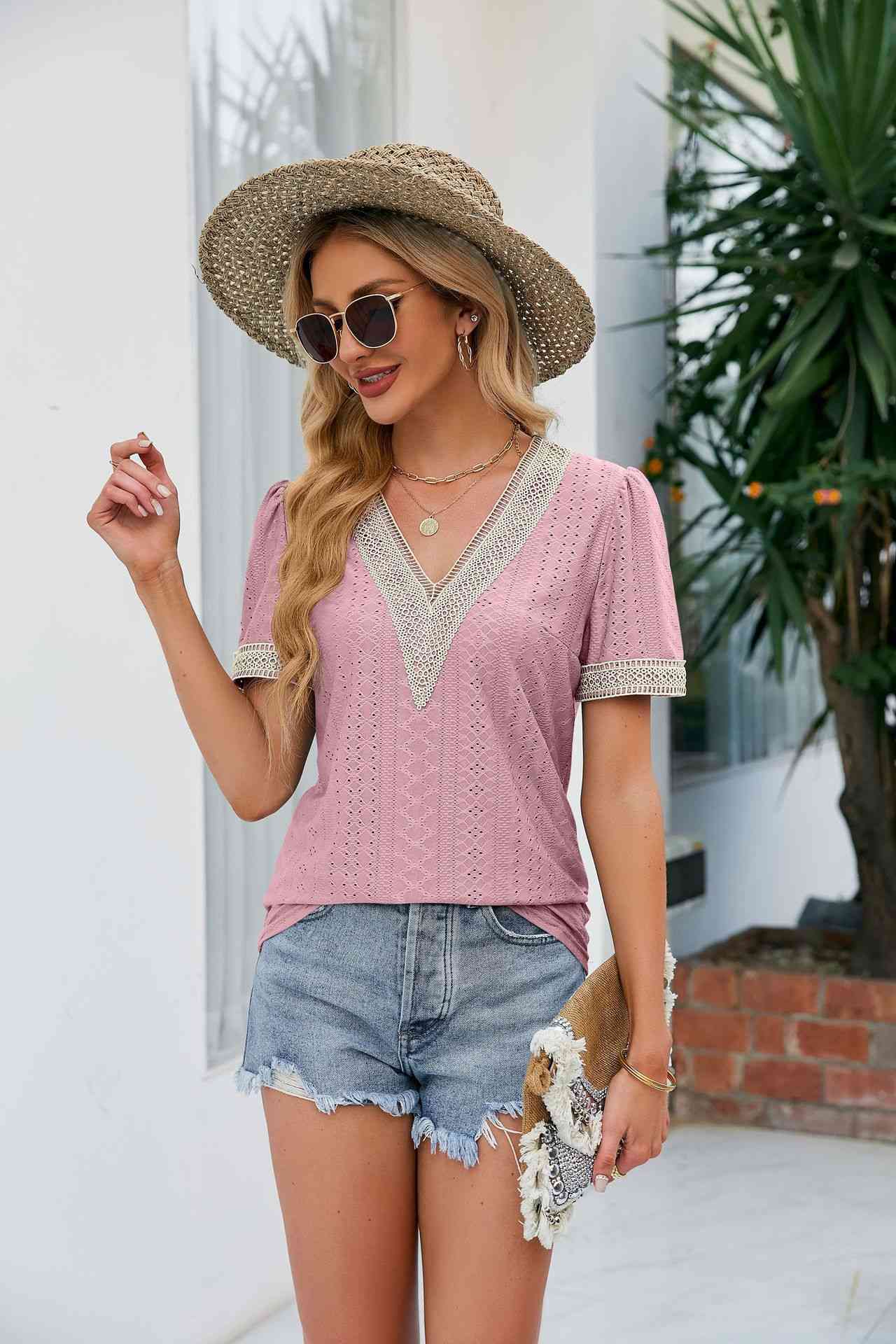 Contrast V-Neck Puff Sleeve Top